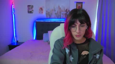 goth_minerva online show from January 12, 1:38 pm