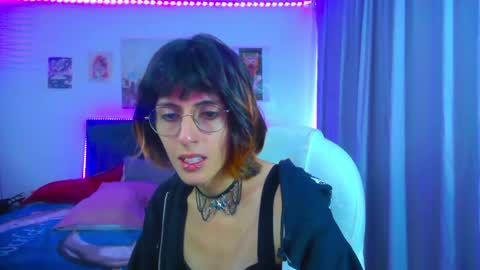 goth_minerva online show from May 27, 1:30 pm