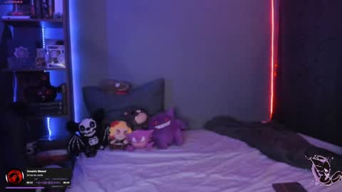 Snapshot of goth_stein chatting on May 28, 2:09 am Engel Please help me to reach 50 thumbs up online show from May 28, 2:09 am