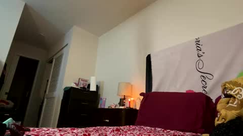 gothbaby305 online show from May 7, 1:44 am