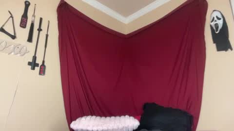 Gothicc Babi online show from July 2, 3:34 am