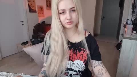traumfrau Kira angel face devil eyes I SELL A LOT VIDEO IN GALLERY online show from March 25, 12:00 pm