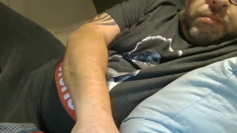 Snapshot of gotsum4u001 chatting on December 9, 9:26 pm gotsum4u001 online show from December 9, 9:26 pm