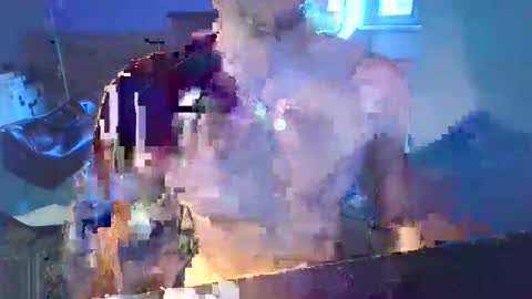goura2000 online show from May 11, 6:27 pm