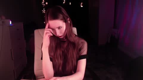 Snapshot of grace_crystal chatting on December 6, 10:52 pm Grace online show from December 6, 10:52 pm