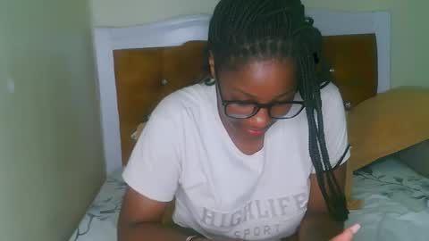 graceessy online show from January 24, 6:56 pm