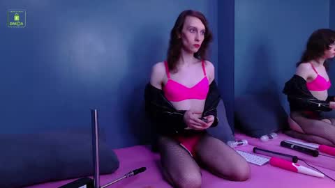 Snapshot of gracemorgana chatting on May 20, 8:15 pm GRACE online show from May 20, 8:15 pm