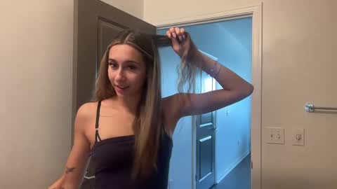 Snapshot of graceyrose chatting on October 8, 5:54 pm graceyrose online show from October 8, 5:54 pm