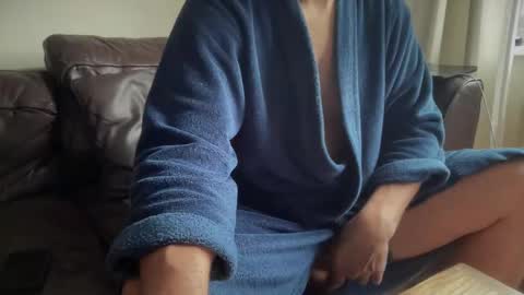 Snapshot of grandmufftwerking chatting on December 17, 10:01 am grandmufftwerking online show from December 17, 10:01 am