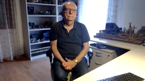 Snapshot of grandpach chatting on February 24, 8:17 am grandpach online show from February 24, 8:17 am