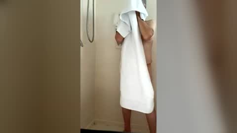 grandpawoody_69 online show from July 9, 1:37 pm