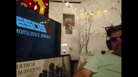 Snapshot of granecki14 chatting on September 14, 7:07 am Jmaze Grossberry online show from September 14, 7:07 am