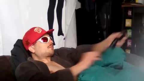 Get US to 1000 you wont be disapointed online show from December 14, 7:29 pm