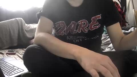 Snapshot of gratiotony chatting on February 2, 7:56 pm Get US to 1000 you wont be disapointed online show from February 2, 7:56 pm