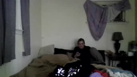 Snapshot of gratiotony chatting on February 25, 7:29 am Get US to 1000 you wont be disapointed online show from February 25, 7:29 am