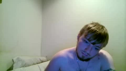 gravewalker22 online show from February 8, 3:10 am