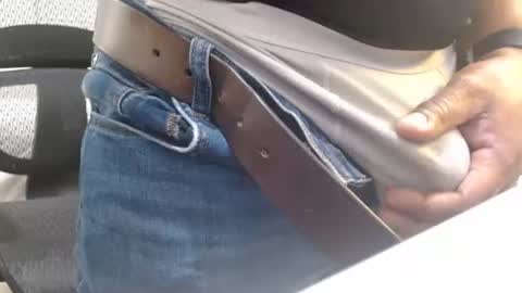 Snapshot of gravityfield chatting on January 7, 1:02 pm gravityfield online show from January 7, 1:02 pm