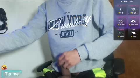 Gray online show from April 14, 9:04 am