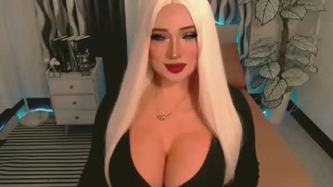 PAULATHEONE online show from December 3, 12:18 am