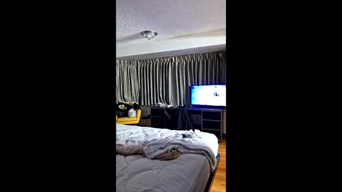 Snapshot of greatfullone chatting on April 5, 11:35 pm greatfullone online show from April 5, 11:35 pm