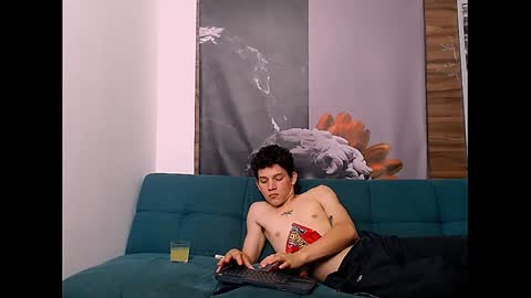 grecia_millercol online show from December 13, 7:36 am