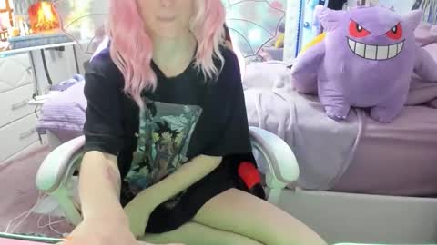 GreenEyedLovexo online show from April 2, 8:39 pm