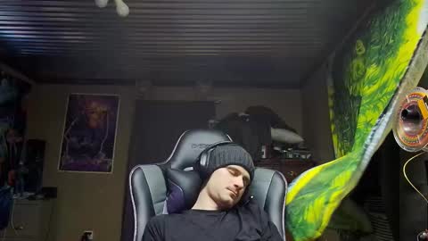 Greenlungs8195 online show from November 14, 9:46 pm