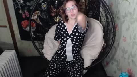 Lina online show from October 16, 6:20 pm