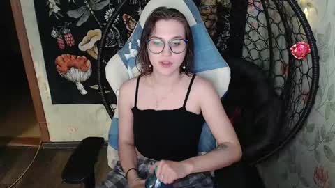 Lina online show from June 9, 12:06 pm