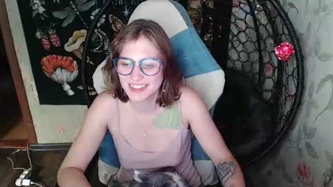 Lina online show from June 25, 3:49 pm