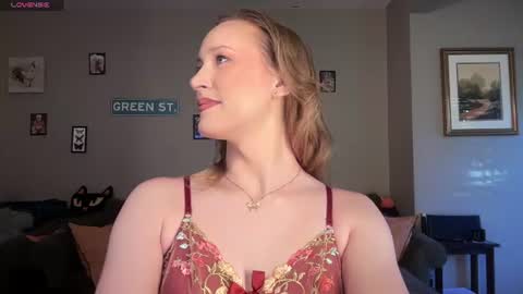 SexQueen Nikki online show from July 20, 12:58 am