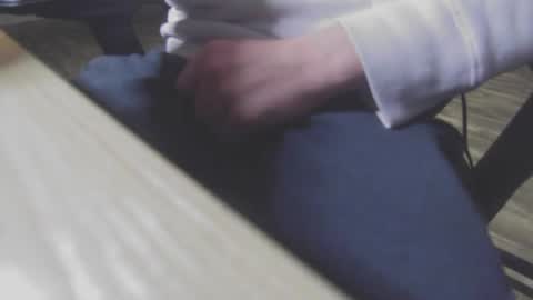 Snapshot of greg03_9 chatting on December 11, 4:07 am Jinx online show from December 11, 4:07 am