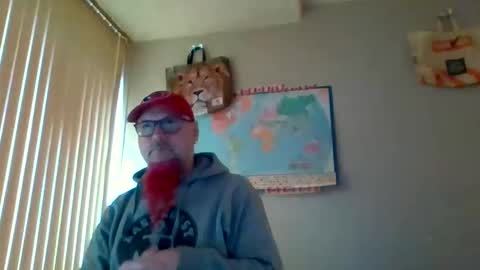 Snapshot of gregrev chatting on April 25, 11:46 pm gregrev online show from April 25, 11:46 pm