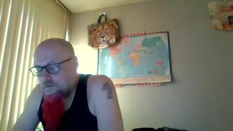 Snapshot of gregrev chatting on April 28, 1:59 am gregrev online show from April 28, 1:59 am