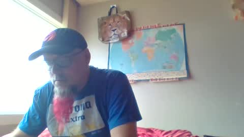 Snapshot of gregrev chatting on July 5, 9:22 pm gregrev online show from July 5, 9:22 pm