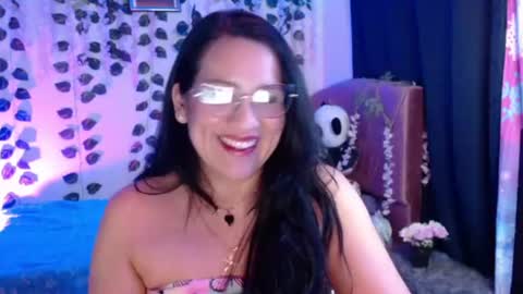 Snapshot of greta_ass chatting on July 7, 6:47 am GRETA lest play MAR online show from July 7, 6:47 am