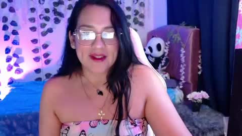 Snapshot of greta_ass chatting on July 7, 7:23 am GRETA lest play MAR online show from July 7, 7:23 am