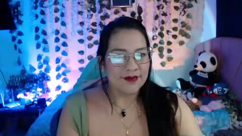Snapshot of greta_ass chatting on July 18, 4:49 am GRETA lest play MAR online show from July 18, 4:49 am