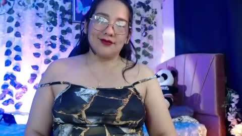 Snapshot of greta_ass chatting on August 7, 1:29 am GRETA lest play MAR online show from August 7, 1:29 am