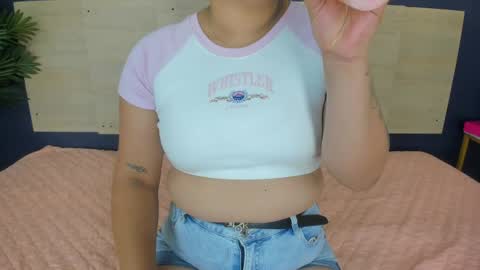 Snapshot of grettarouse chatting on May 24, 7:52 pm GRETA online show from May 24, 7:52 pm