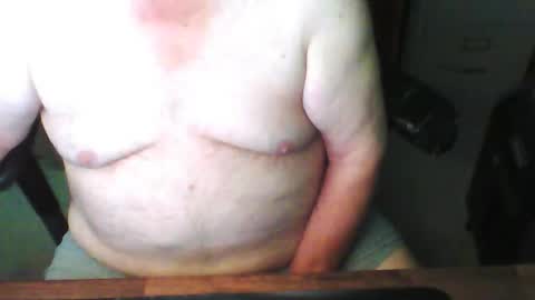 Snapshot of greyghost04 chatting on May 25, 2:45 pm greyghost04 online show from May 25, 2:45 pm