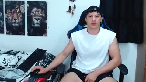 griego01 online show from March 1, 4:58 am