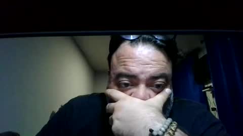 Snapshot of griegozorbatos chatting on March 23, 1:31 am griegozorbatos online show from March 23, 1:31 am