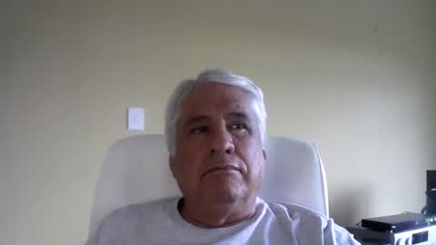 grisa01 online show from November 23, 1:44 pm