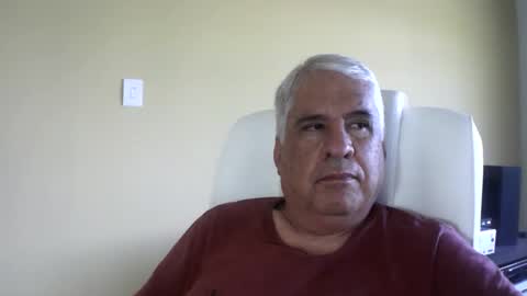 Snapshot of grisa01 chatting on February 16, 12:45 pm grisa01 online show from February 16, 12:45 pm