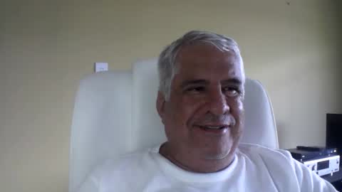 Snapshot of grisa01 chatting on February 21, 3:13 pm grisa01 online show from February 21, 3:13 pm