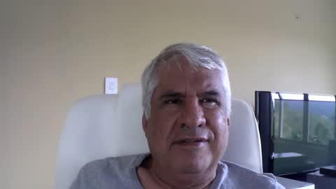 Snapshot of grisa01 chatting on March 18, 12:52 pm grisa01 online show from March 18, 12:52 pm