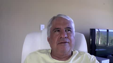 Snapshot of grisa01 chatting on March 23, 1:15 pm grisa01 online show from March 23, 1:15 pm
