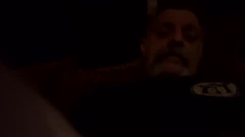 Snapshot of grn_stud chatting on December 31, 4:16 am Hard Cock. I cum fast wife might catch me online show from December 31, 4:16 am