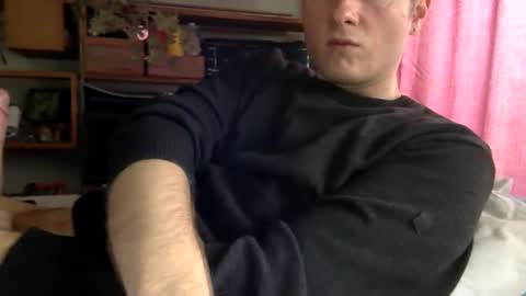 Snapshot of gruendamien chatting on November 3, 1:34 pm gruendamien online show from November 3, 1:34 pm